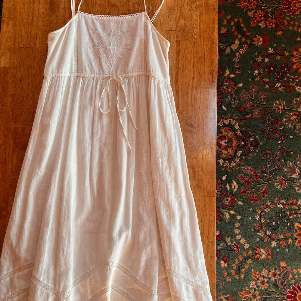 Zara Embroidered dress - Picture 3 of 5